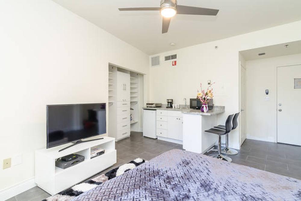 Ocean Drive Studio Historic Building Minutes Walk To The Beach. Miami Beach Ngoại thất bức ảnh